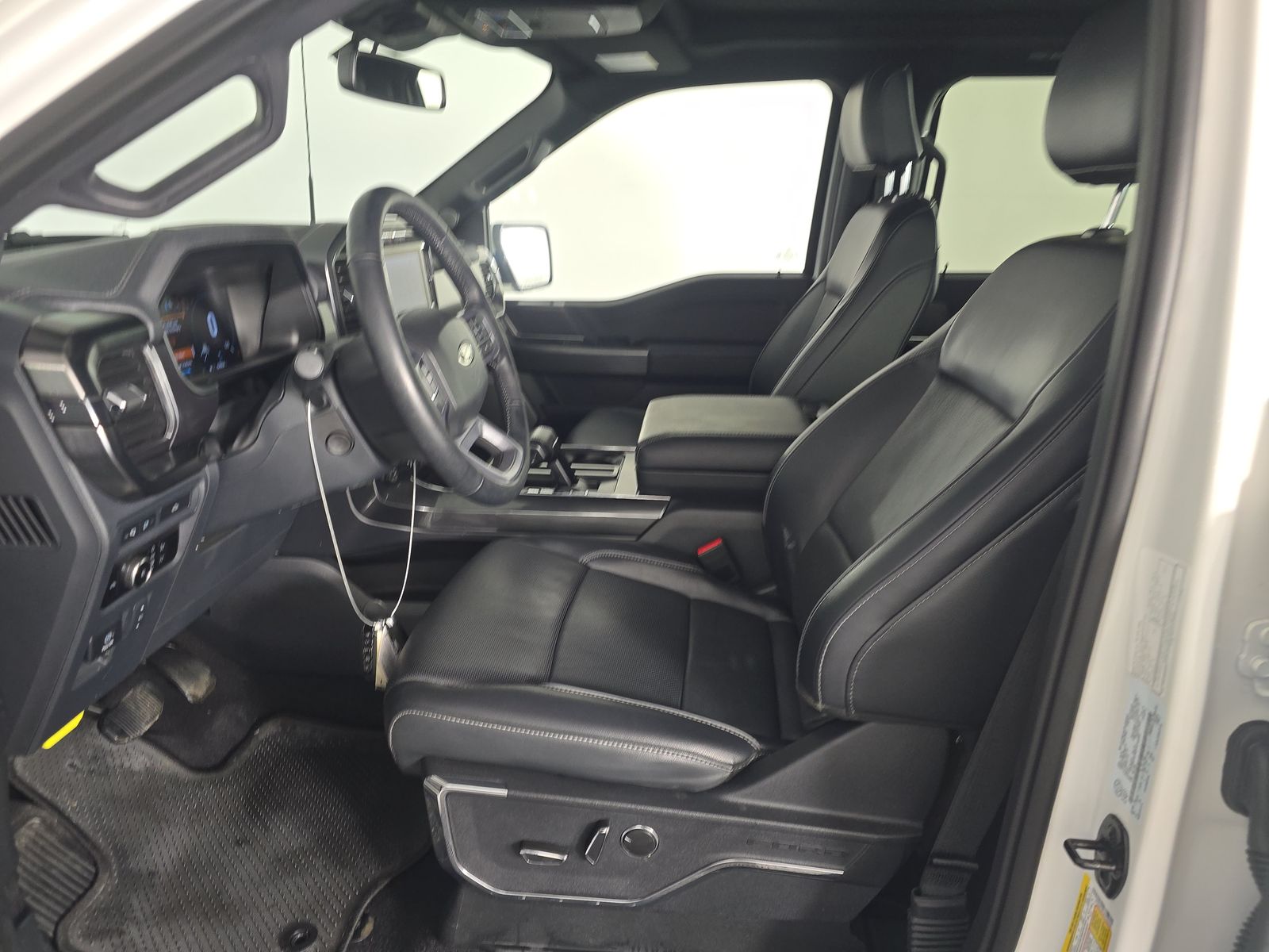 2023 Ford F-150 Lariat AWD