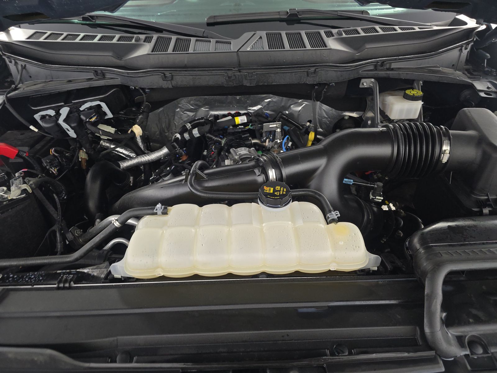 2023 Ford F-150 Lariat AWD