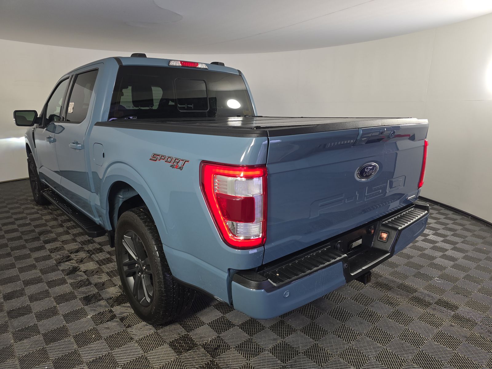 2023 Ford F-150 Lariat AWD
