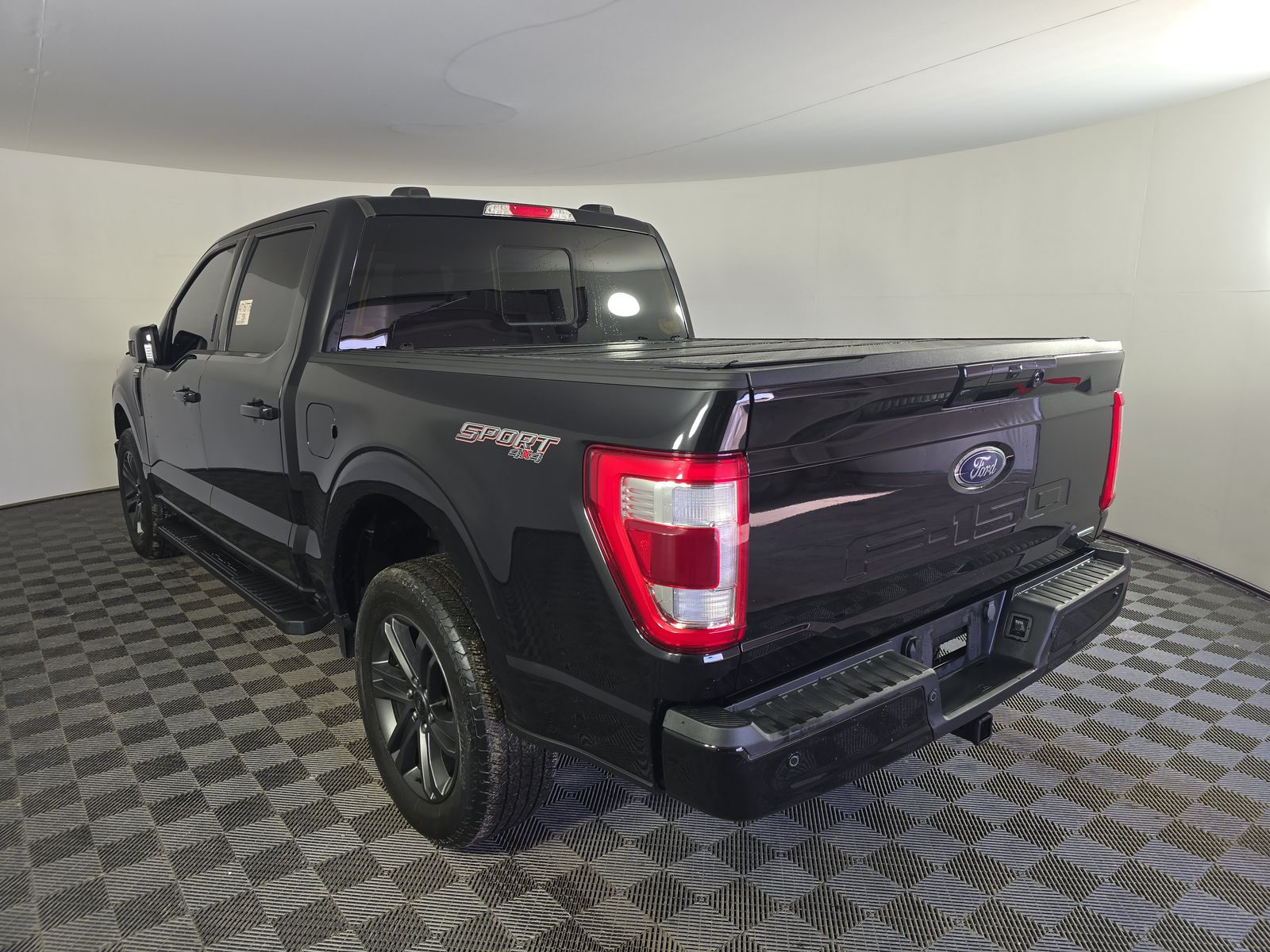 2023 Ford F-150 Lariat AWD