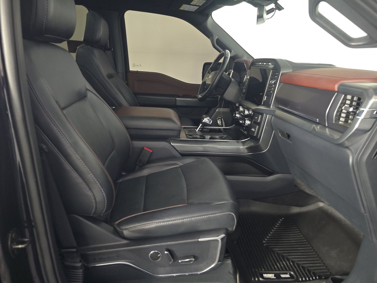 2023 Ford F-150 Lariat AWD