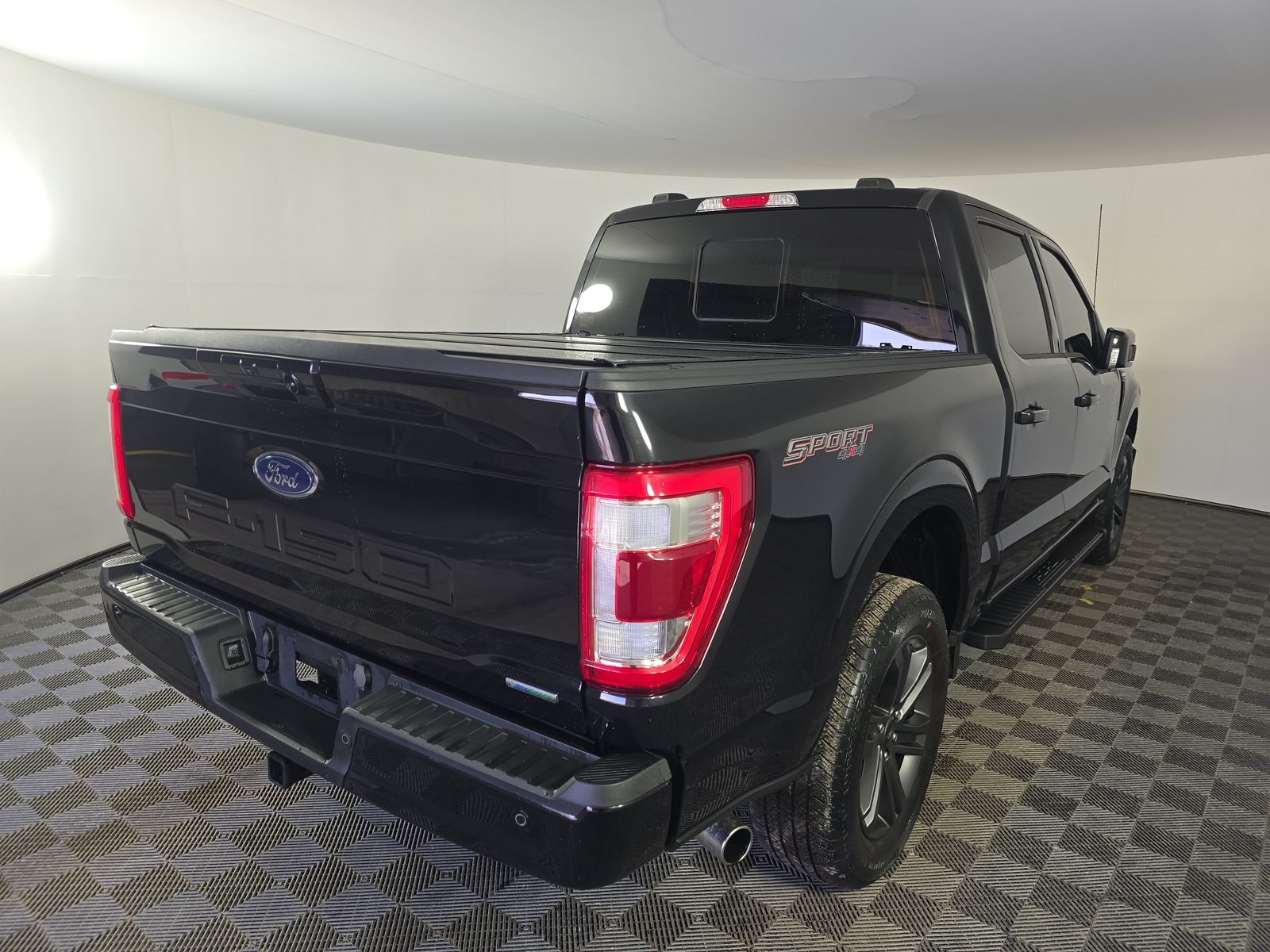 2023 Ford F-150 Lariat AWD