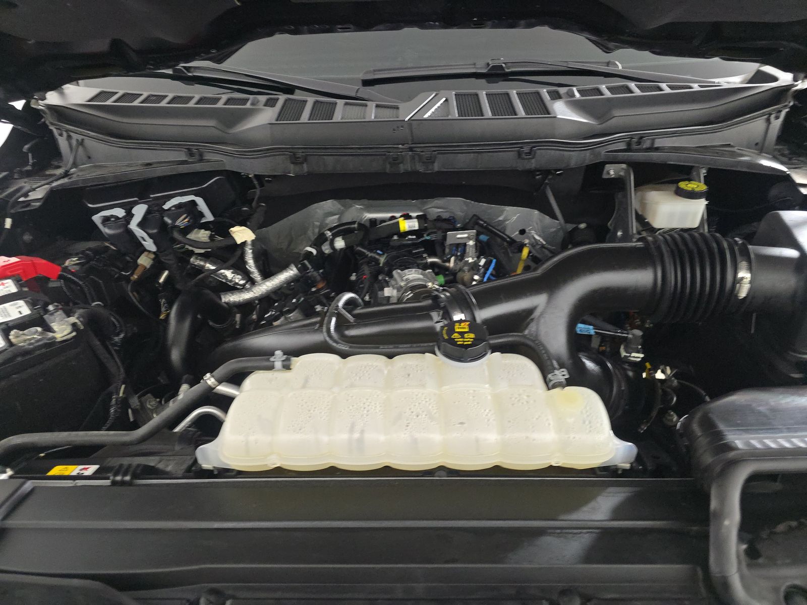 2023 Ford F-150 Lariat AWD