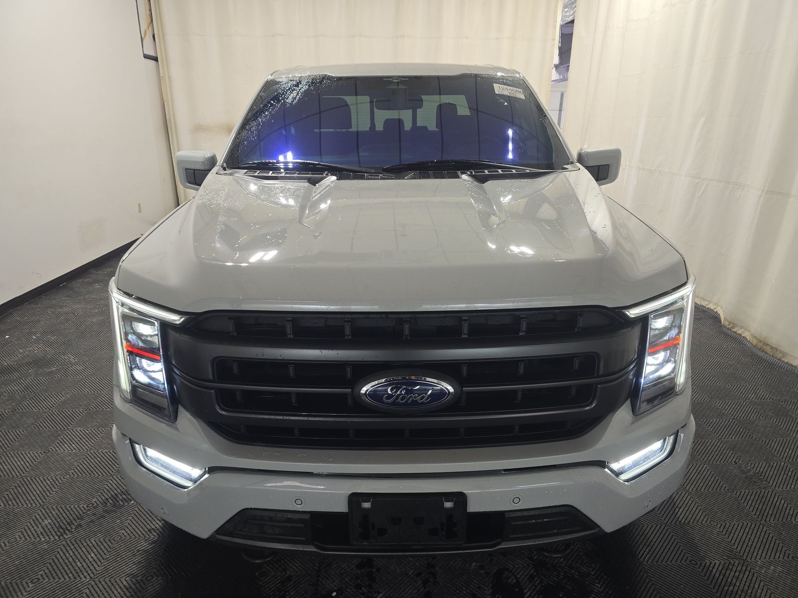2023 Ford F-150 Lariat AWD