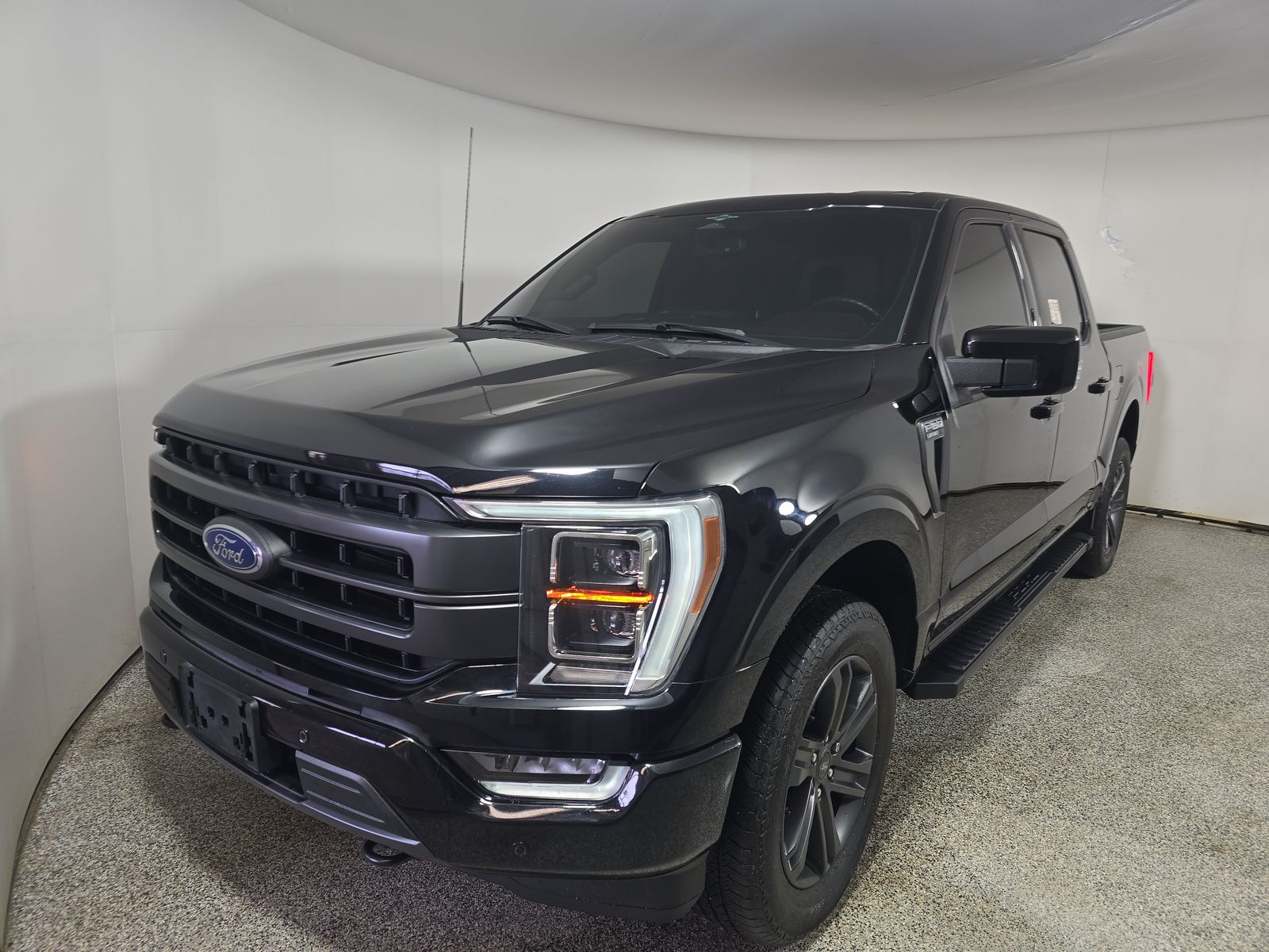 2023 Ford F-150 Lariat AWD