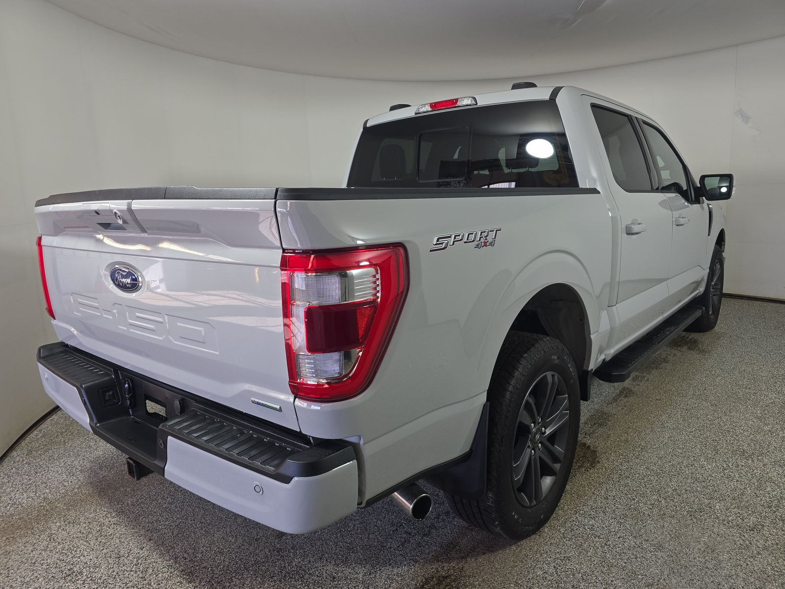 2023 Ford F-150 Lariat AWD