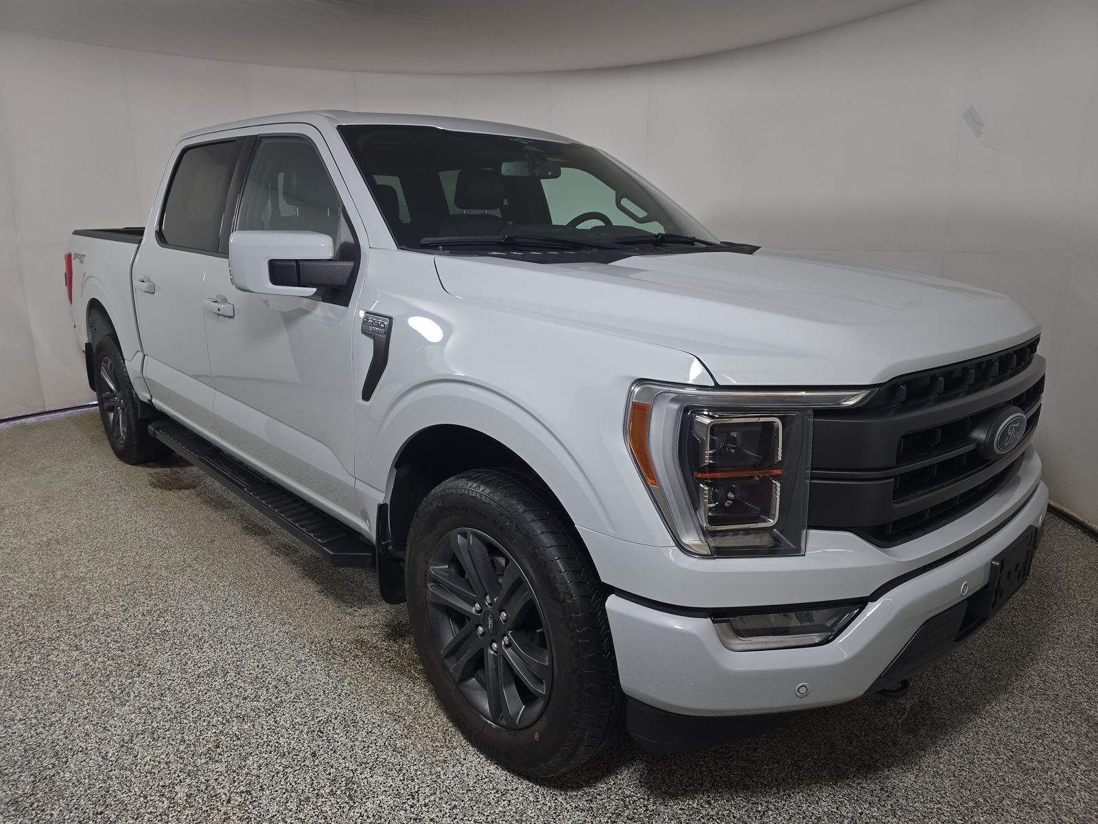 2023 Ford F-150 Lariat AWD