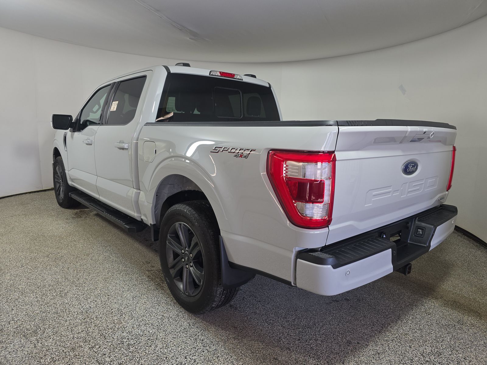 2023 Ford F-150 Lariat AWD