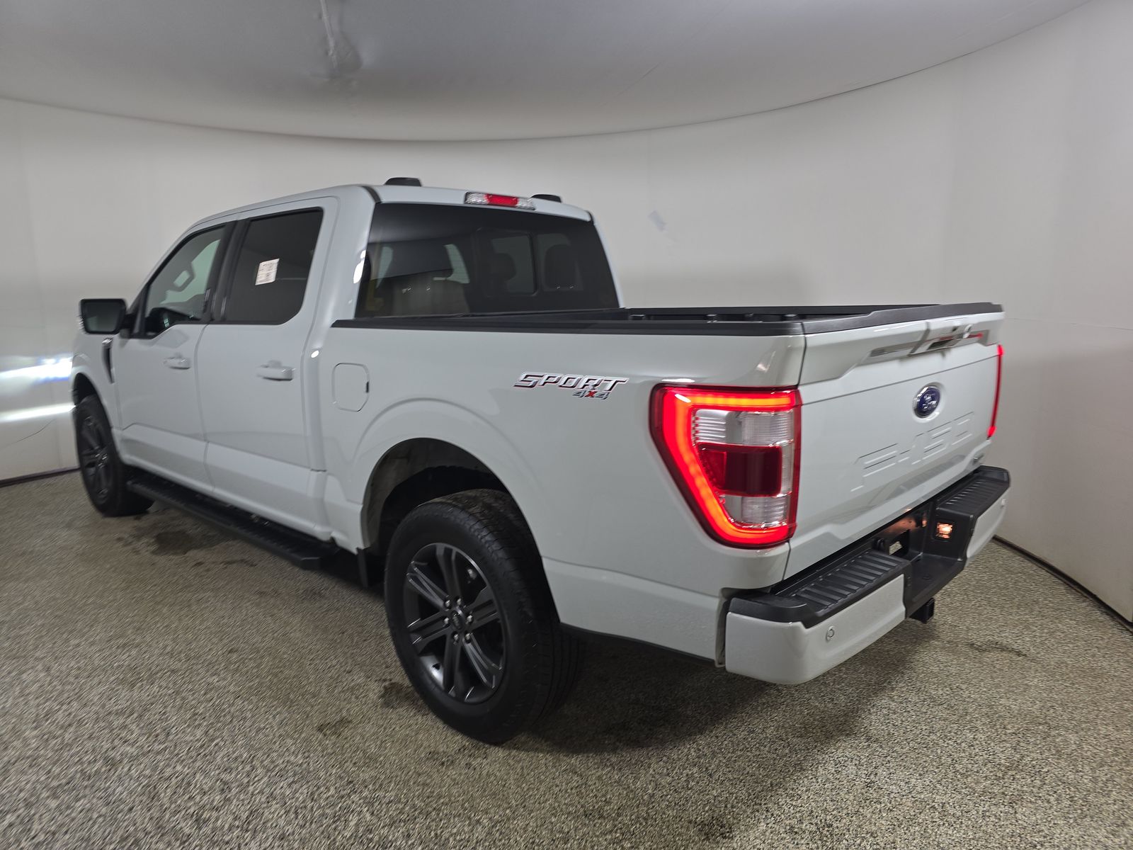 2023 Ford F-150 Lariat AWD