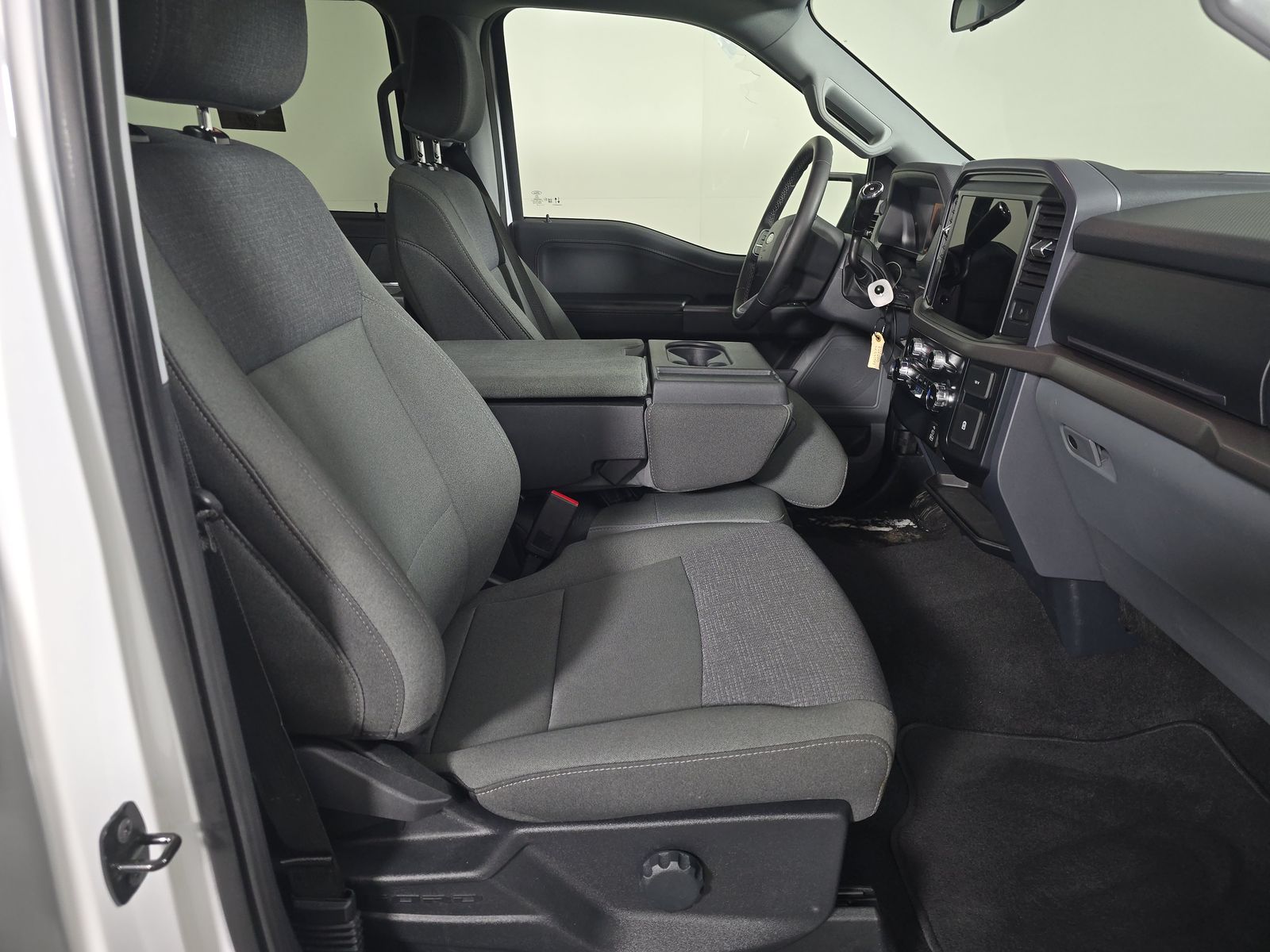 2025 Ford F-150 XLT AWD