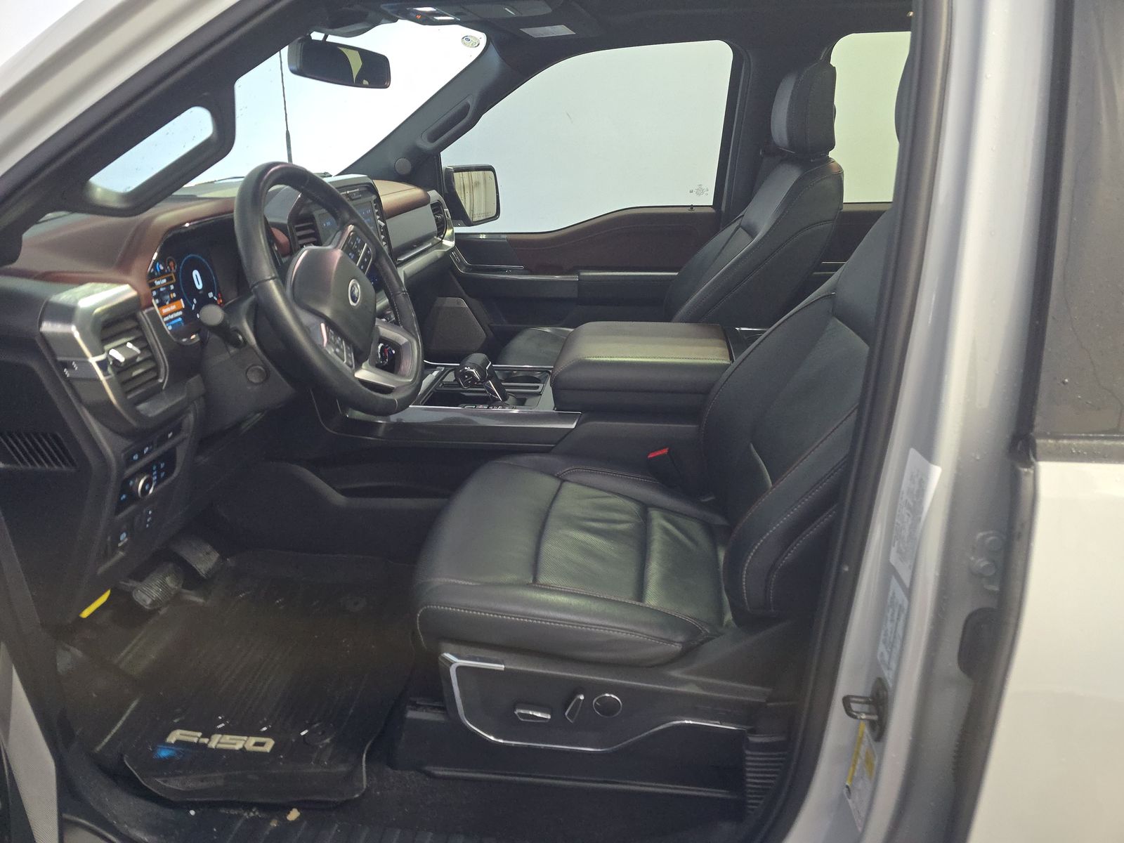 2023 Ford F-150 Lariat AWD