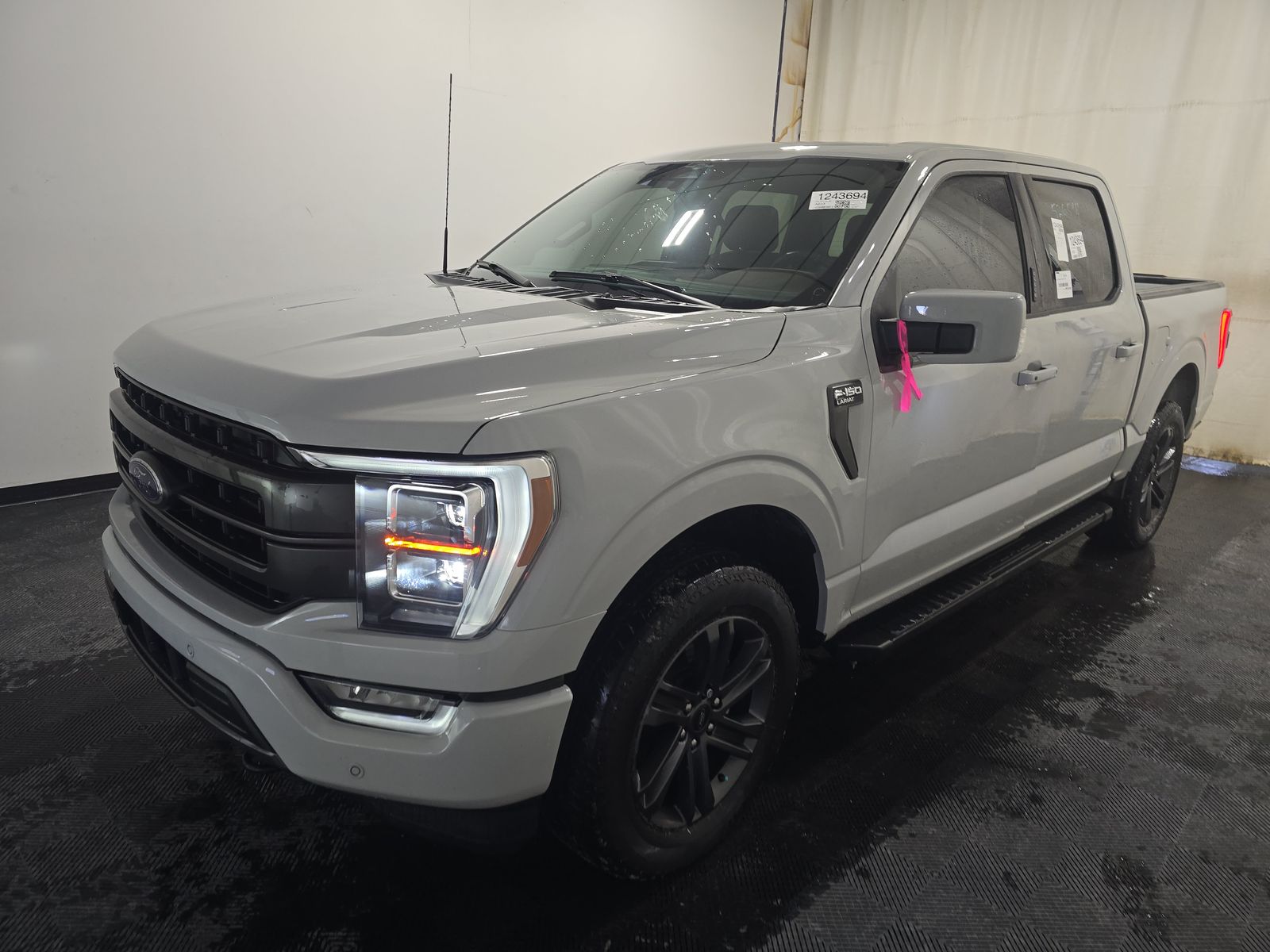 2023 Ford F-150 Lariat AWD