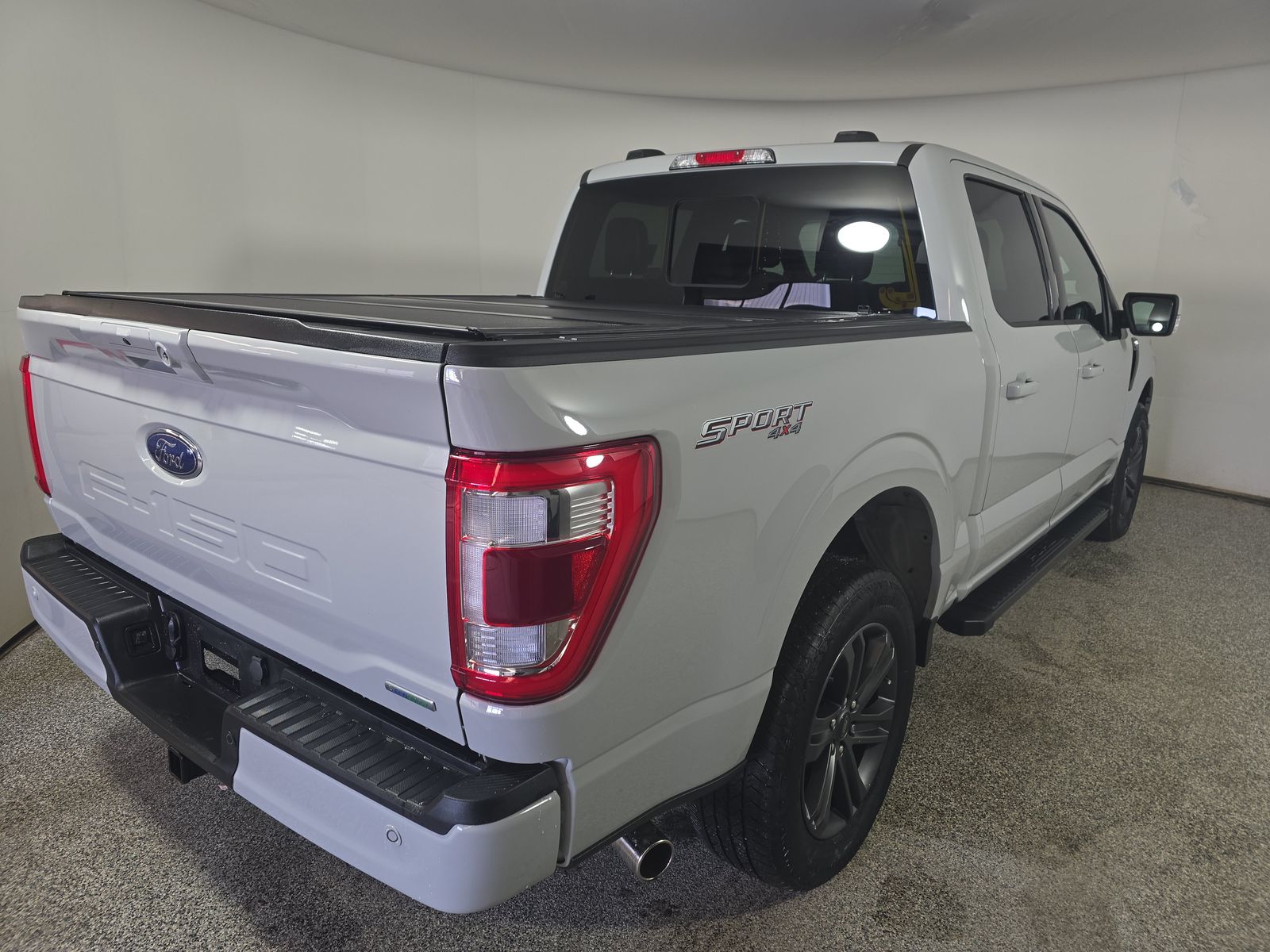 2023 Ford F-150 Lariat AWD