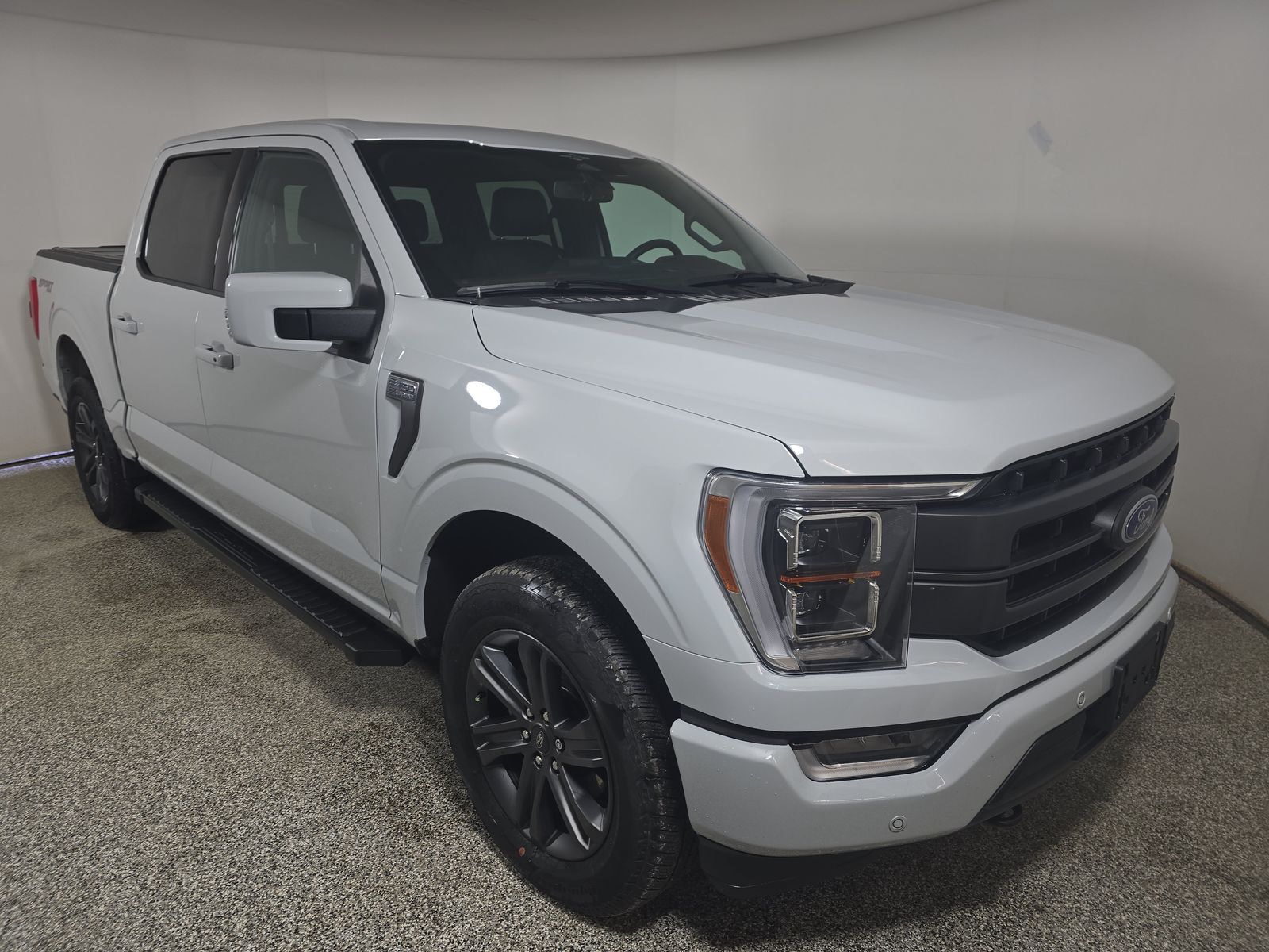 2023 Ford F-150 Lariat AWD