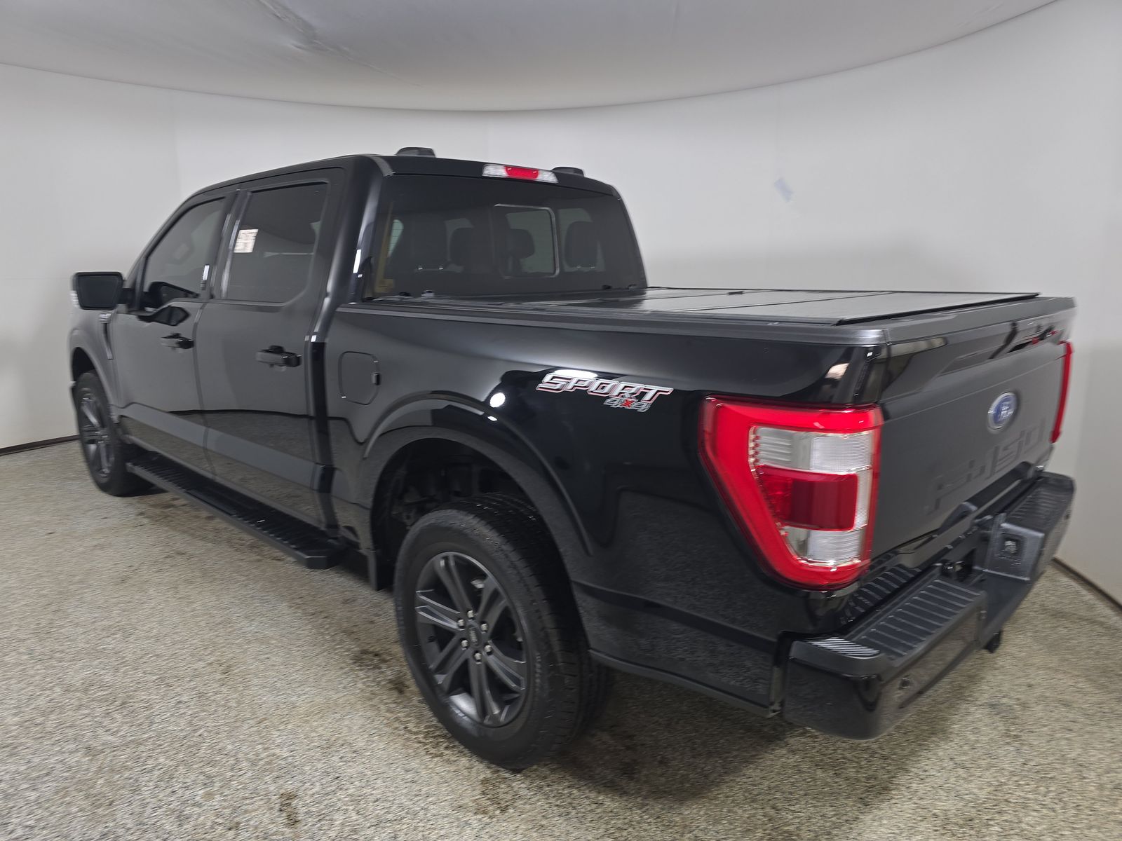 2023 Ford F-150 Lariat AWD