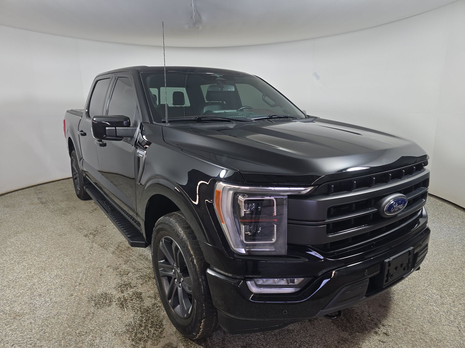 2023 Ford F-150 Lariat AWD