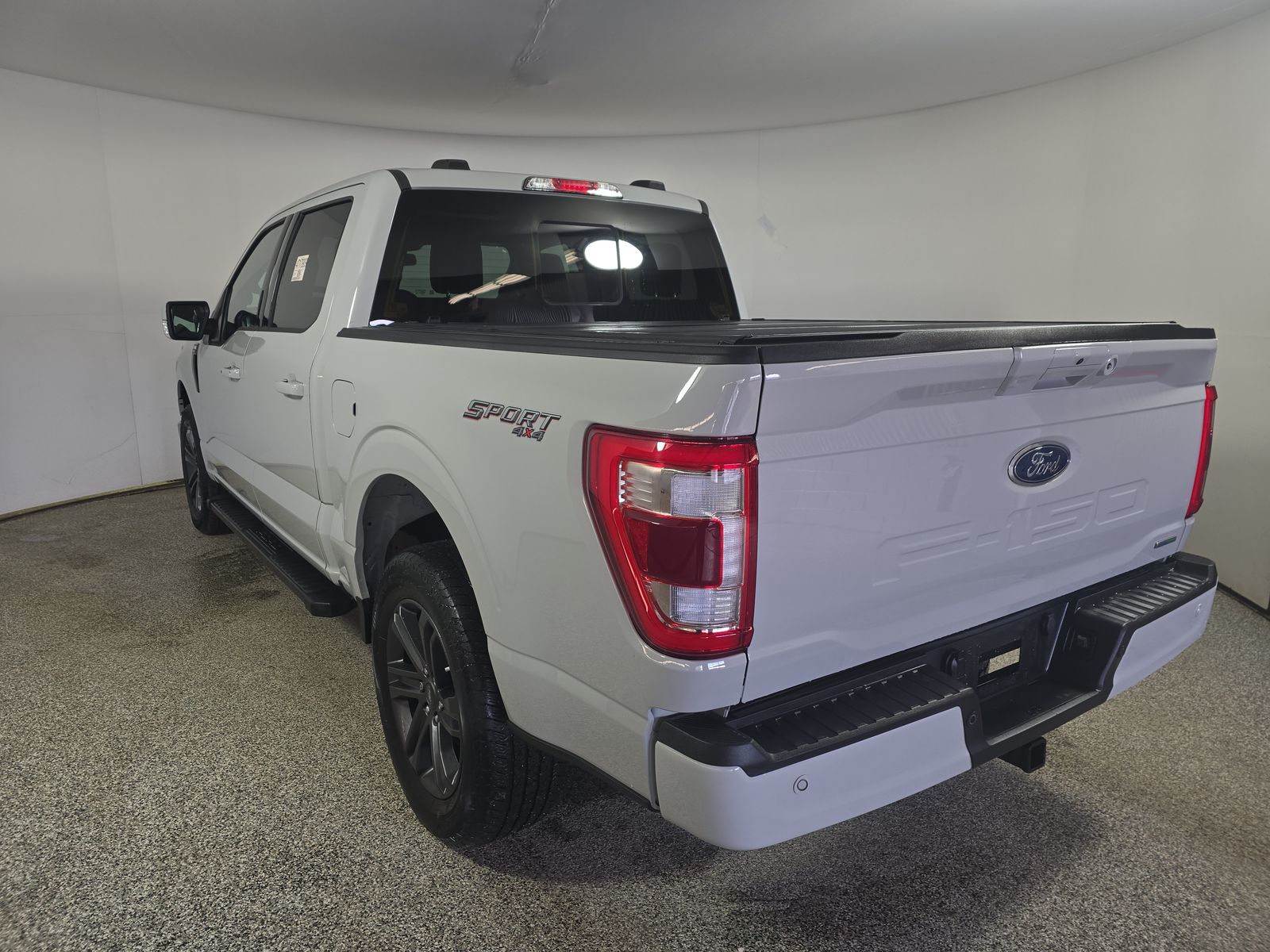 2023 Ford F-150 Lariat AWD