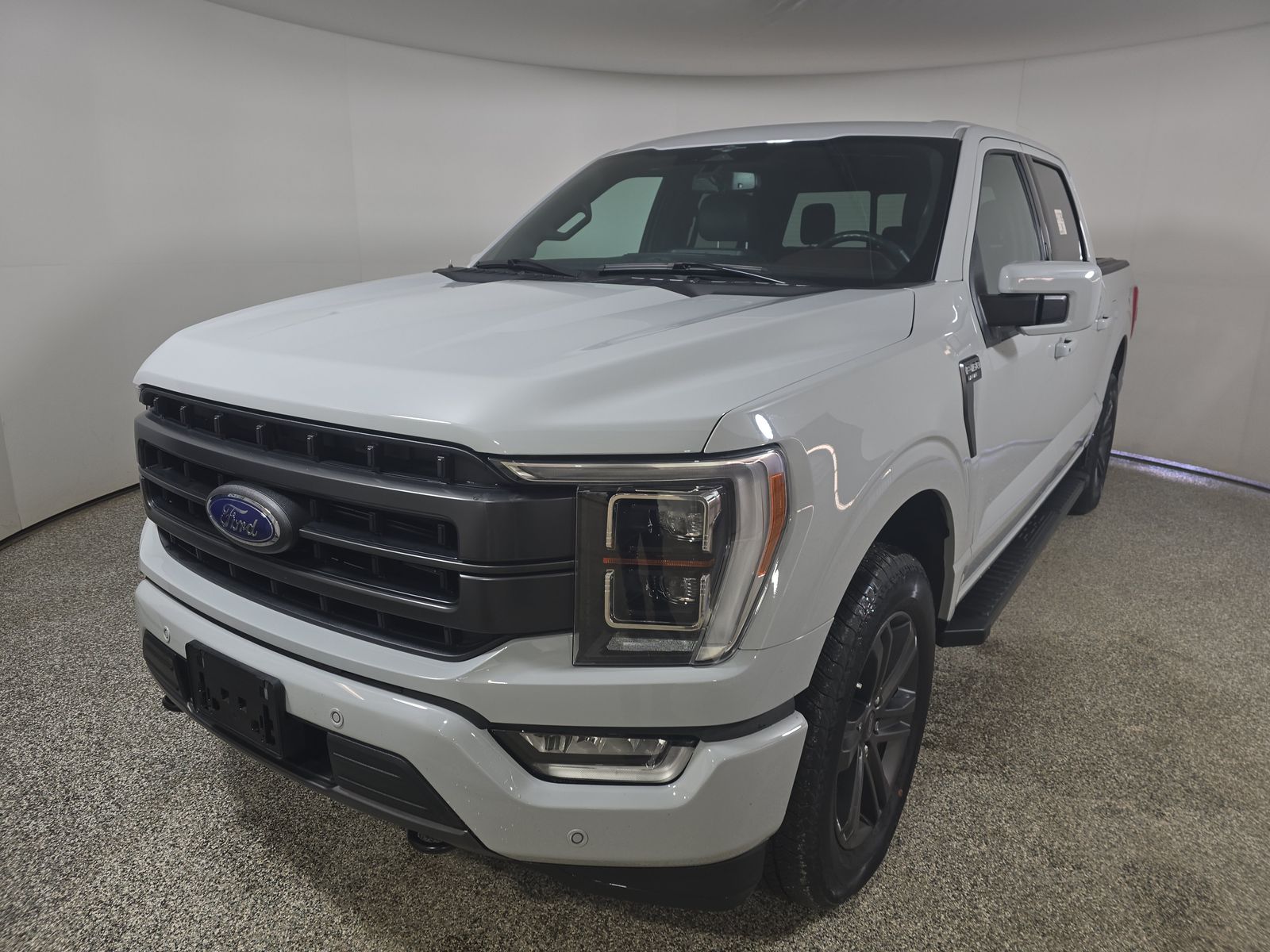 2023 Ford F-150 Lariat AWD