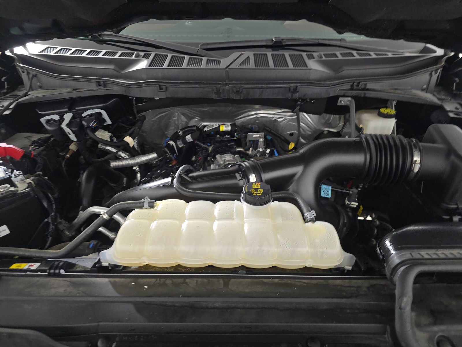 2023 Ford F-150 Lariat AWD