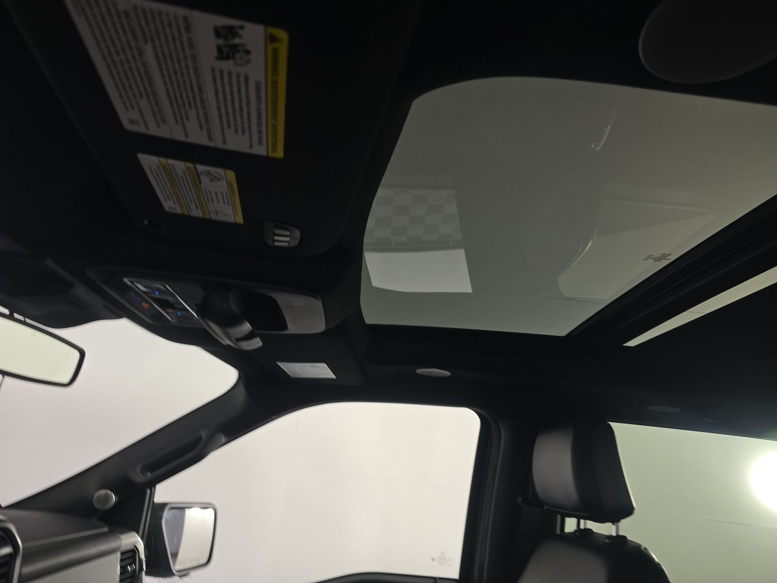 2024 Ford F-150 Hybrid Lariat AWD