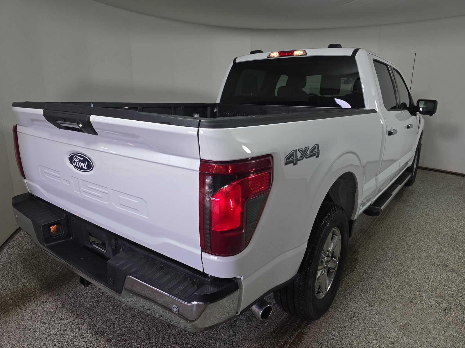 2024 Ford F-150 XLT AWD