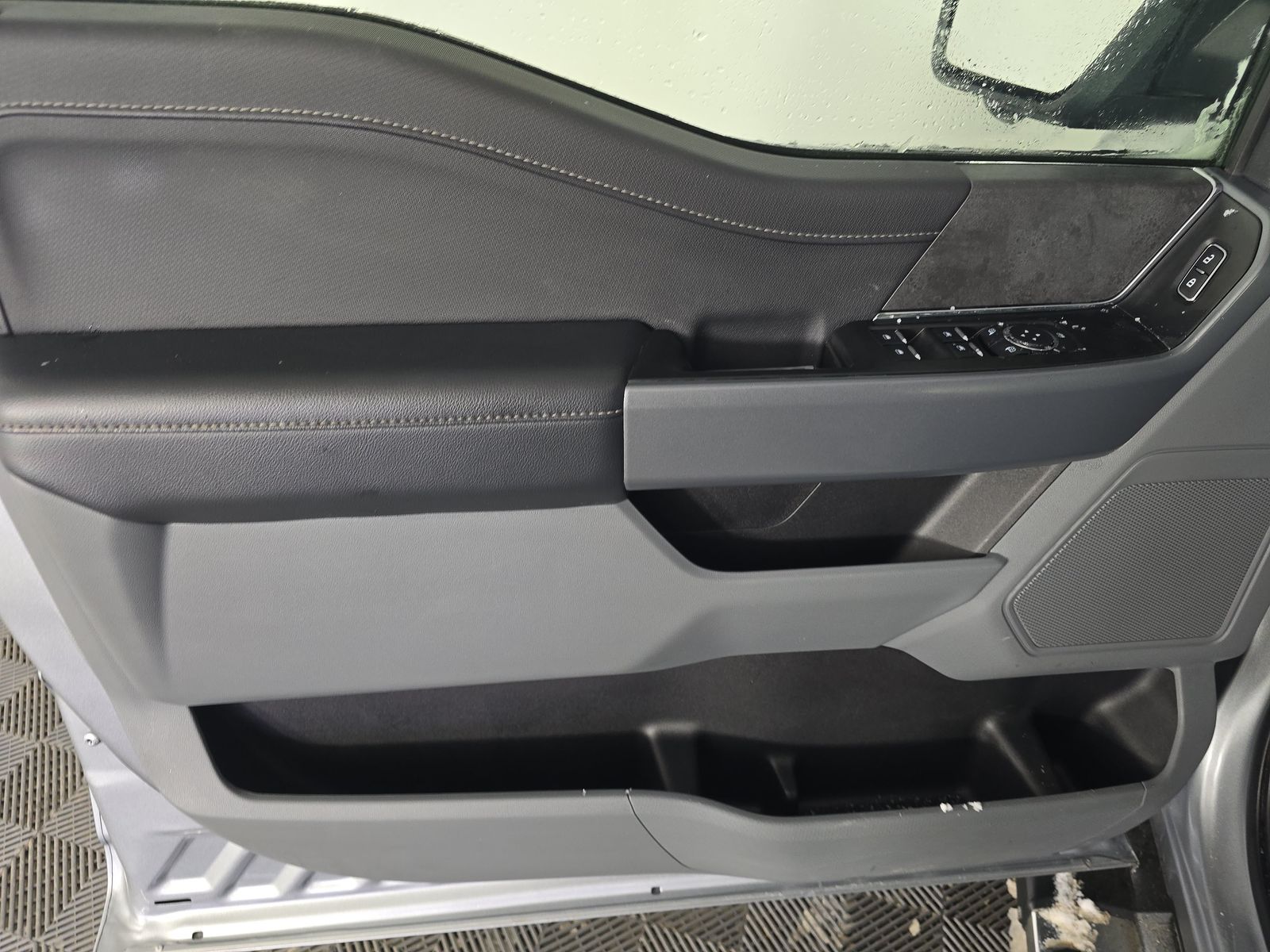 2024 Ford F-150 XLT AWD