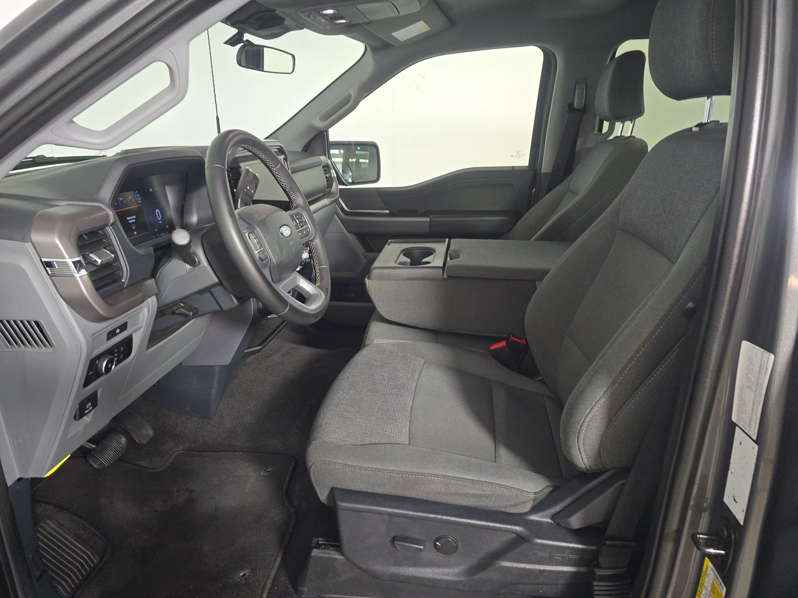 2025 Ford F-150 XLT AWD