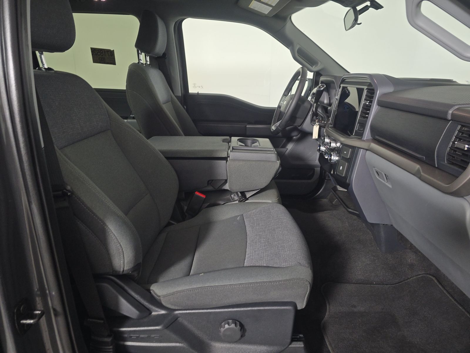 2025 Ford F-150 XLT AWD