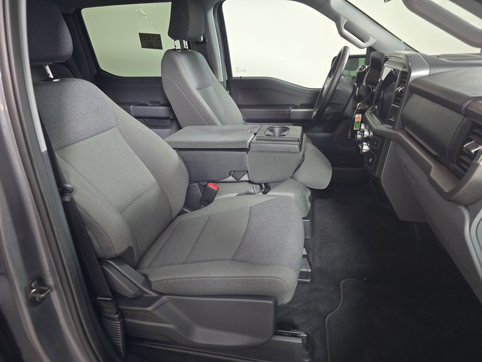 2025 Ford F-150 XLT AWD