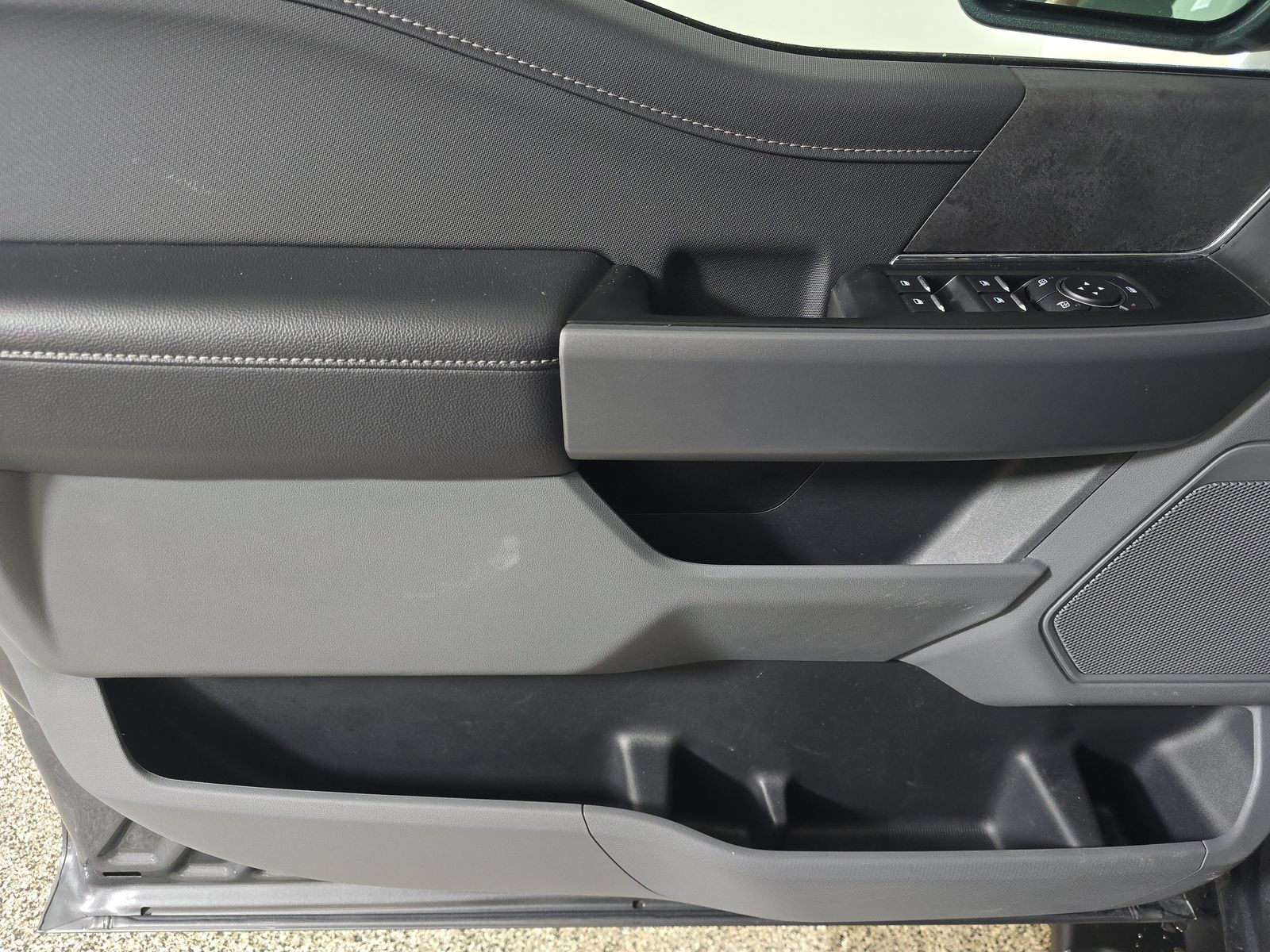 2025 Ford F-150 XLT AWD