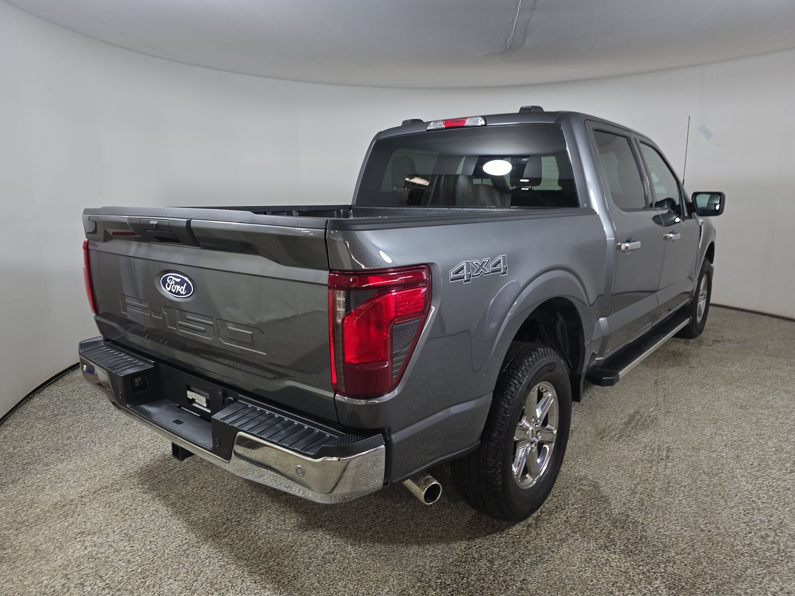 2025 Ford F-150 XLT AWD