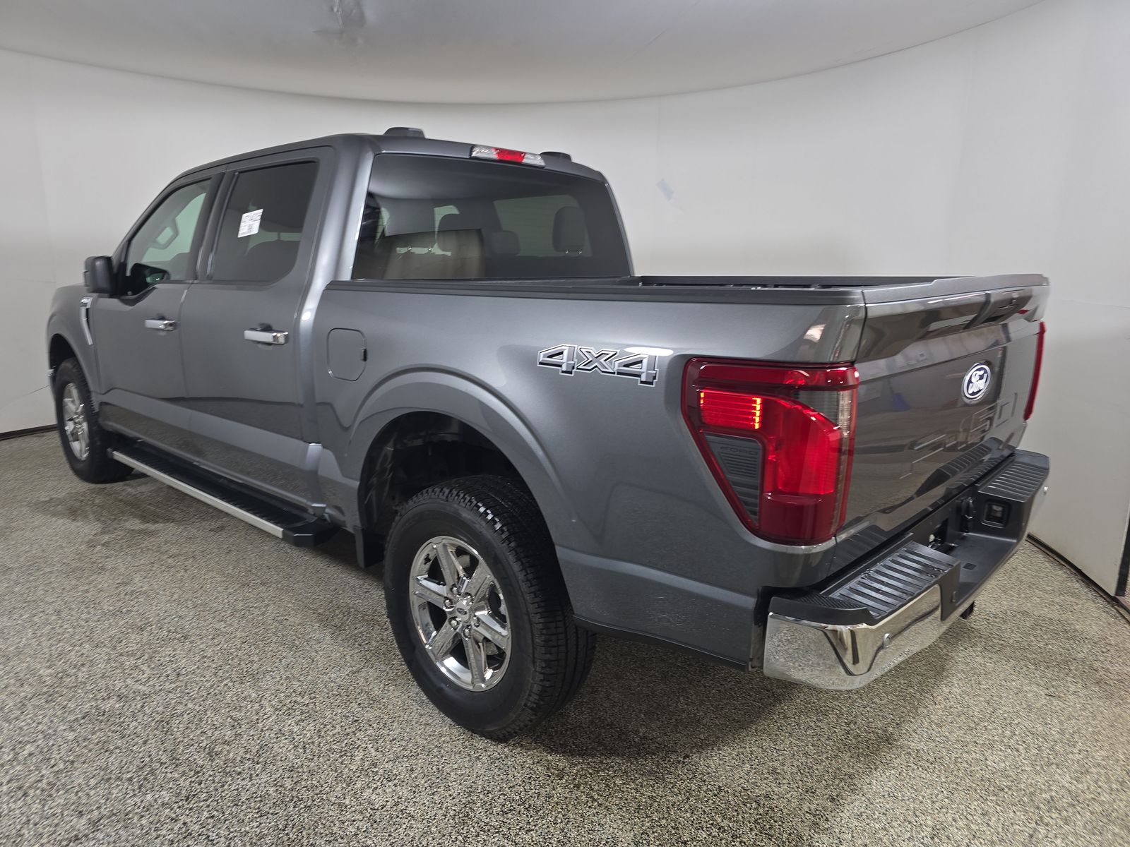 2025 Ford F-150 XLT AWD
