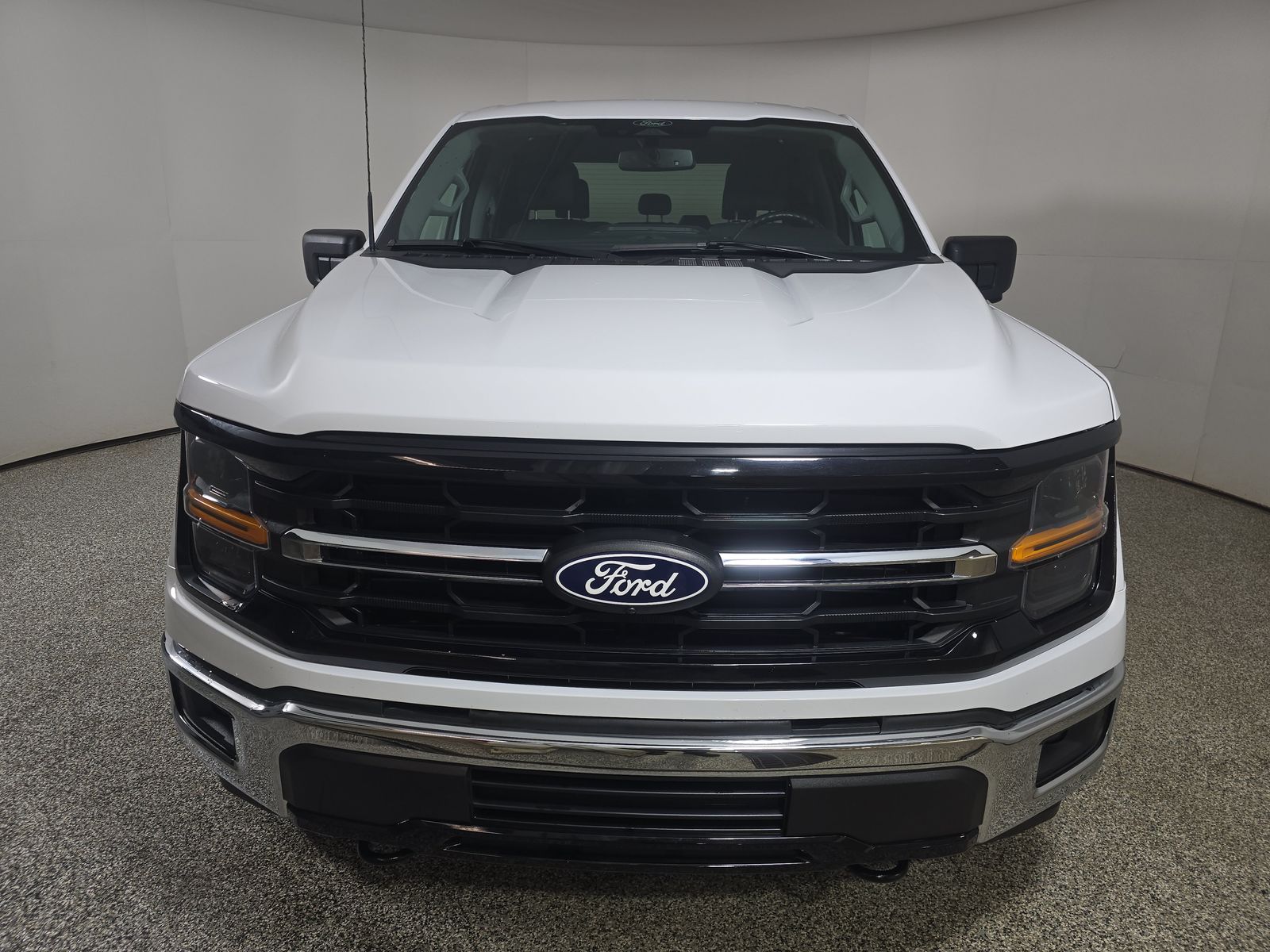 2024 Ford F-150 XLT AWD