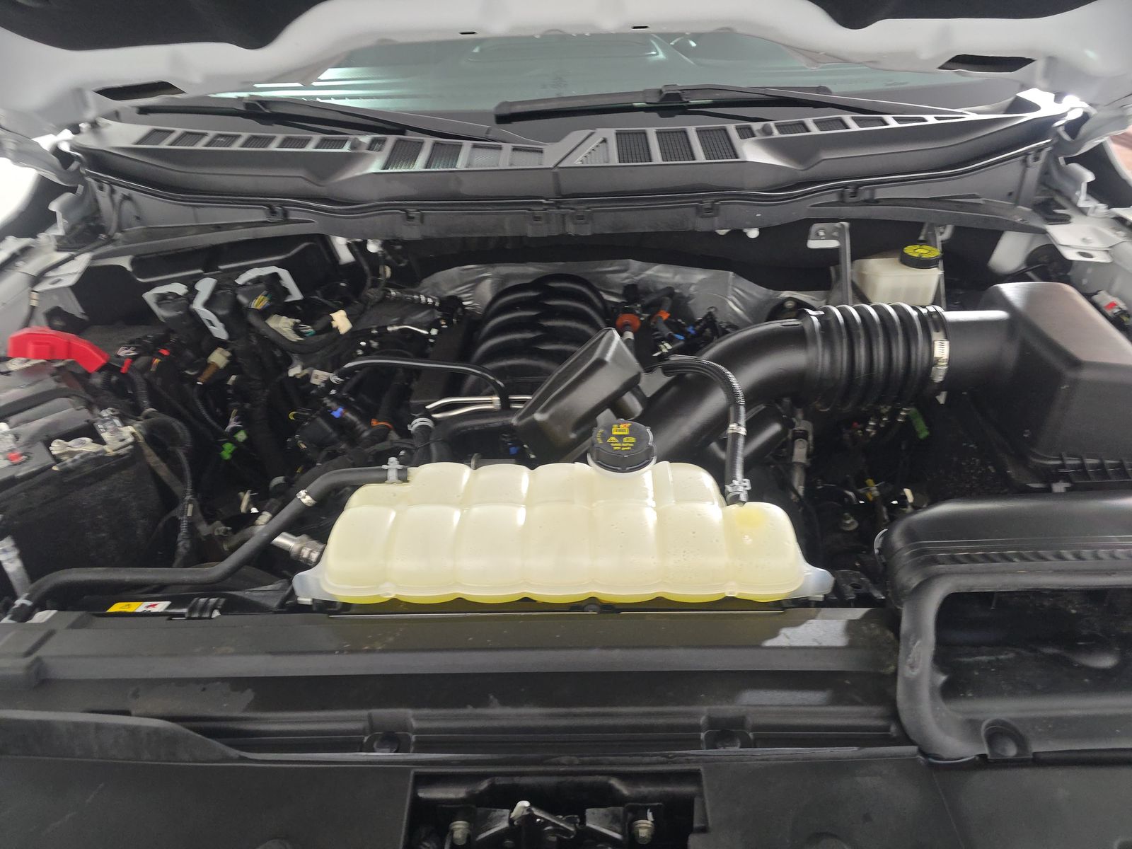 2024 Ford F-150 XLT AWD