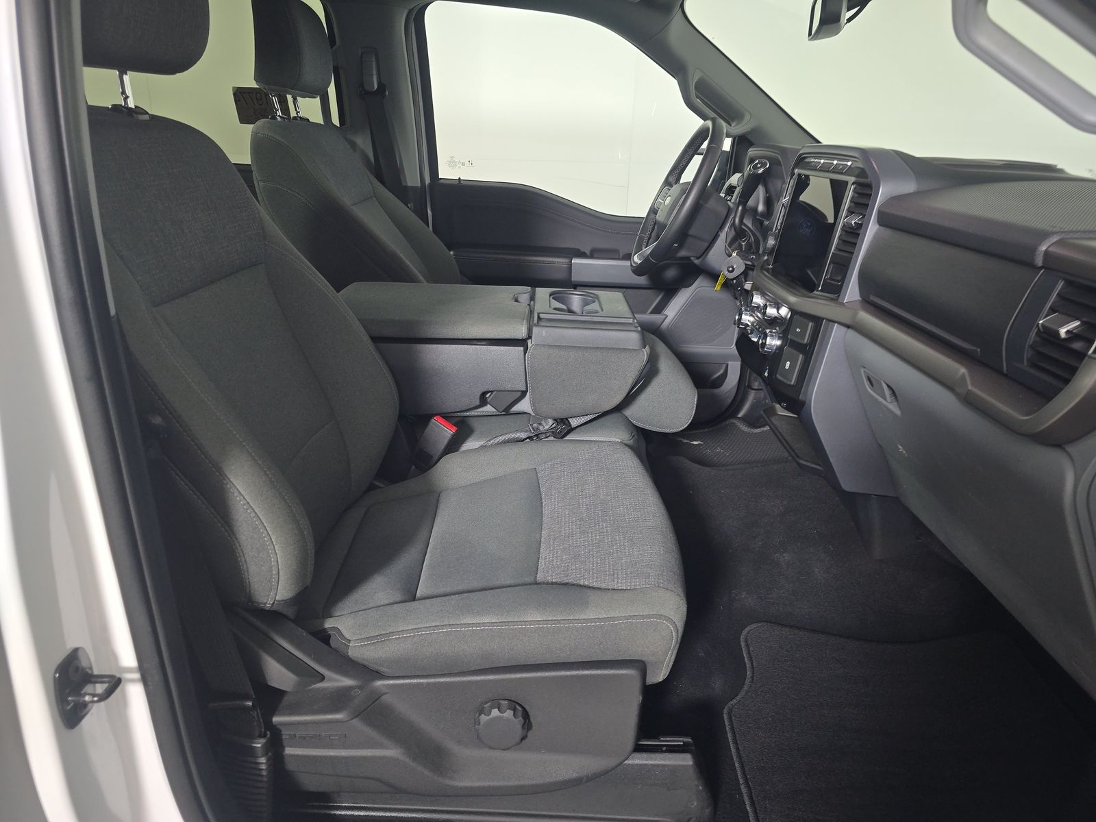 2024 Ford F-150 XLT AWD