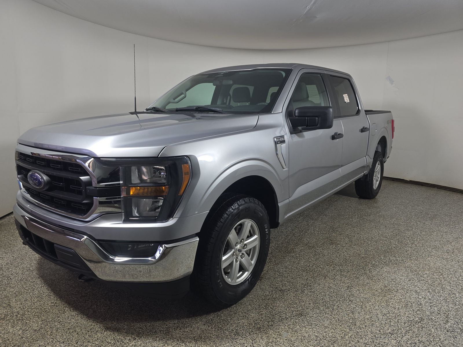 2023 Ford F-150 XLT AWD