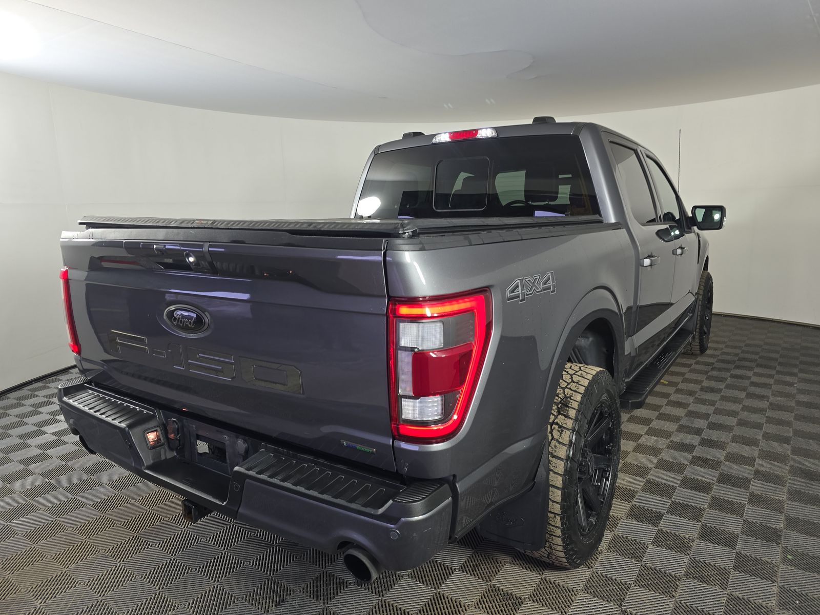 2023 Ford F-150 Lariat AWD