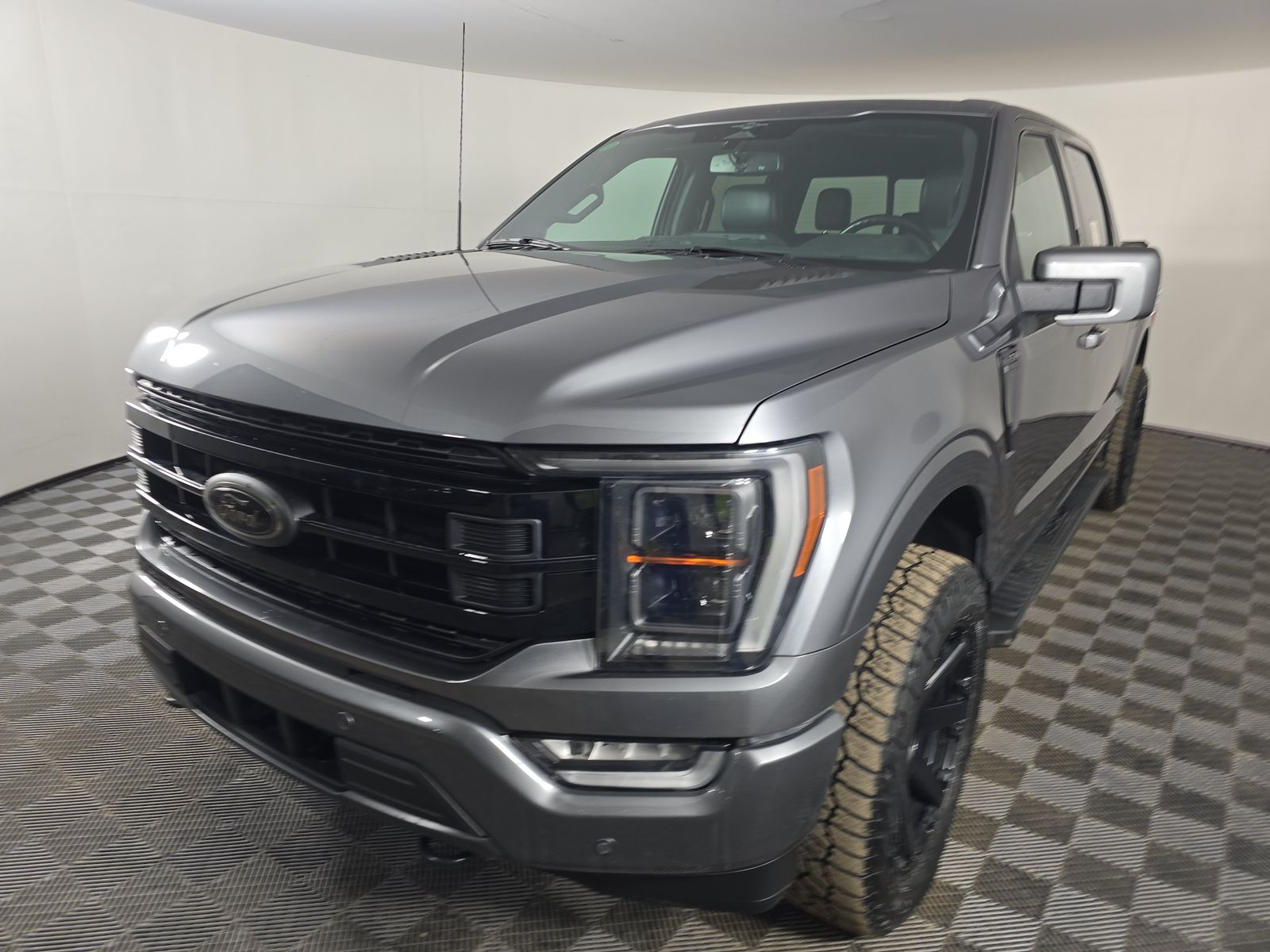 2023 Ford F-150 Lariat AWD