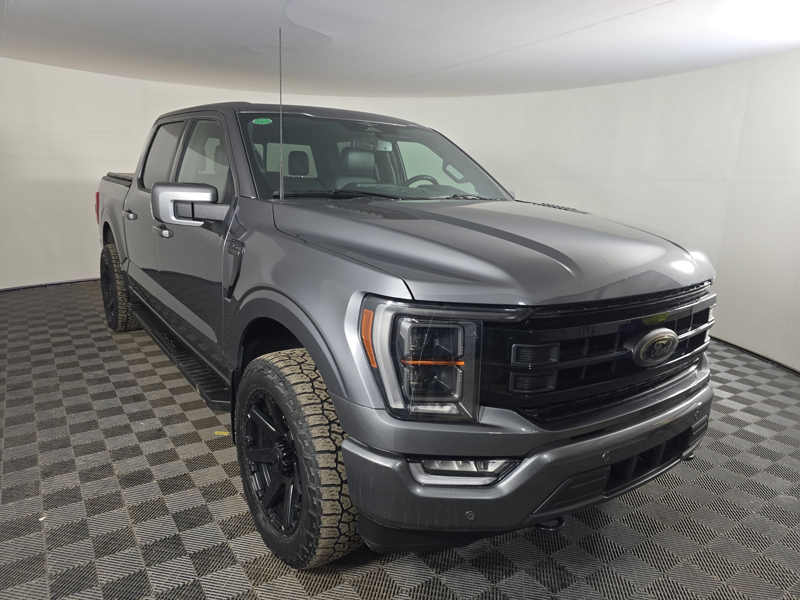 2023 Ford F-150 Lariat AWD