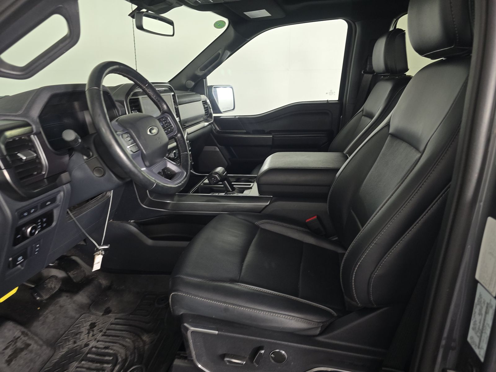 2023 Ford F-150 Lariat AWD