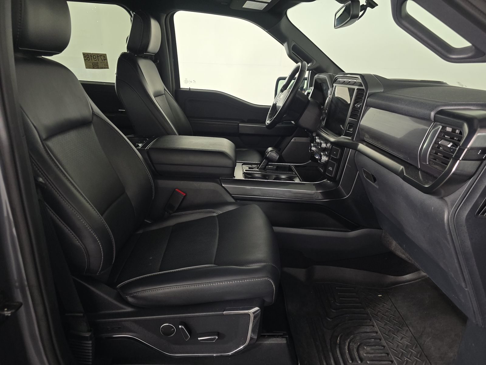 2023 Ford F-150 Lariat AWD