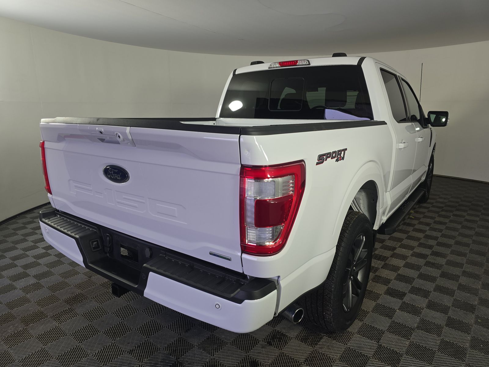 2023 Ford F-150 Lariat AWD