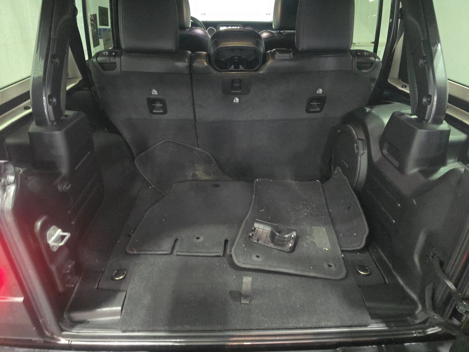 2022 Jeep Wrangler Unlimited Sahara Altitude Edition AWD