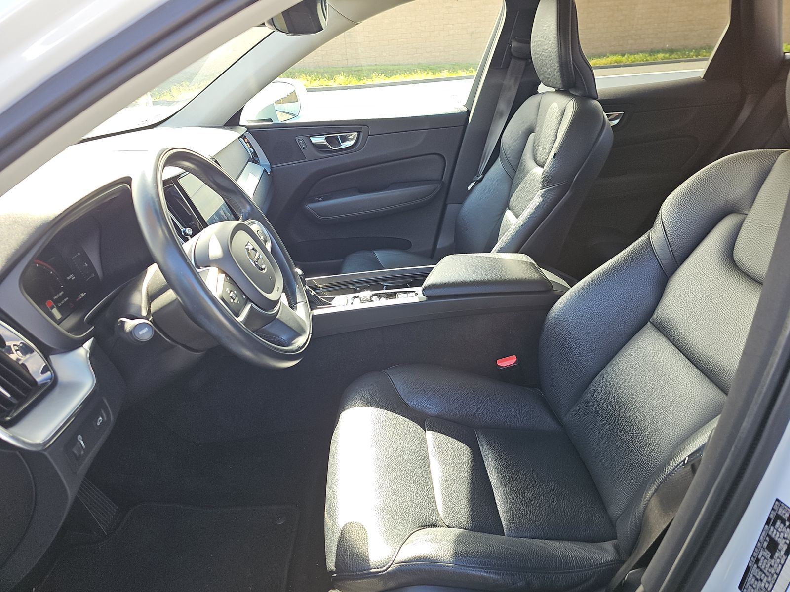 2019 Volvo XC60 T6 Momentum AWD