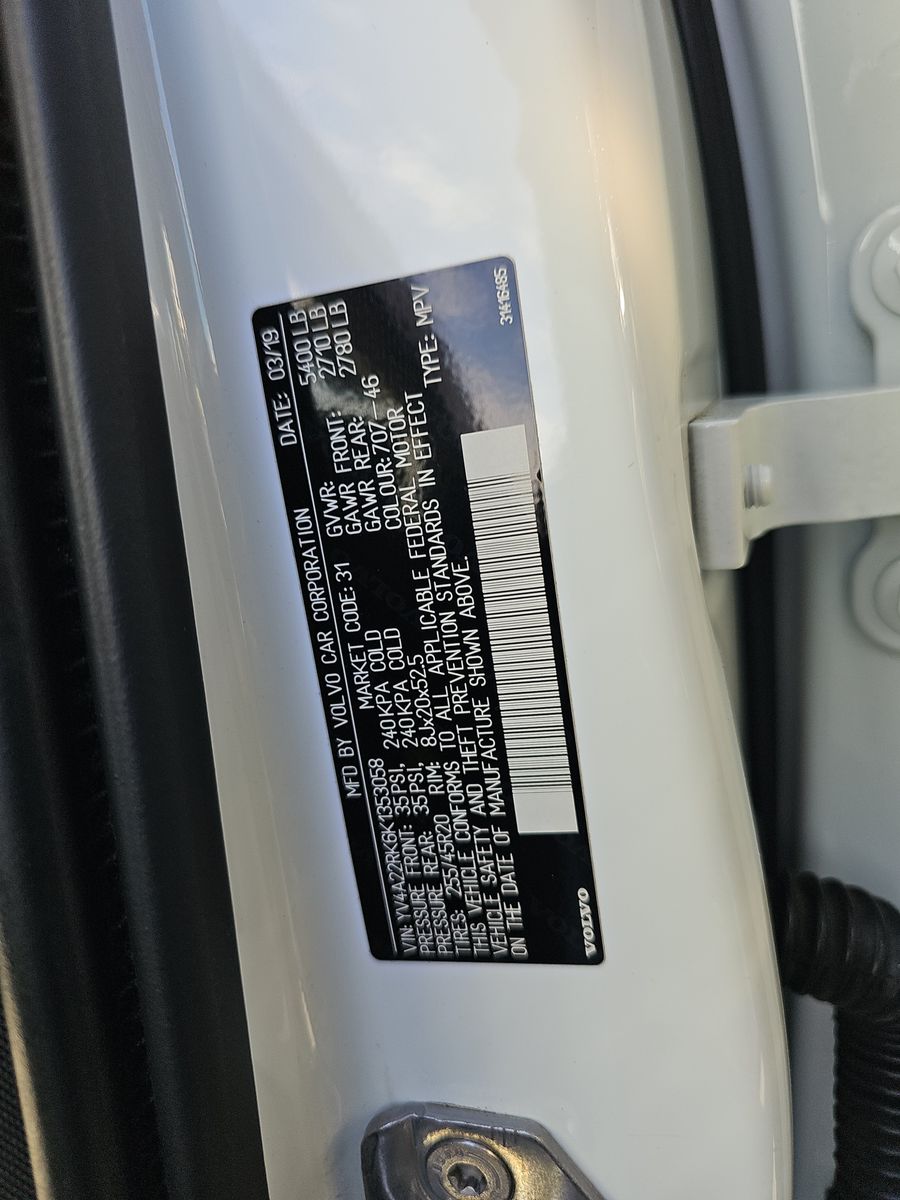 2019 Volvo XC60 T6 Momentum AWD