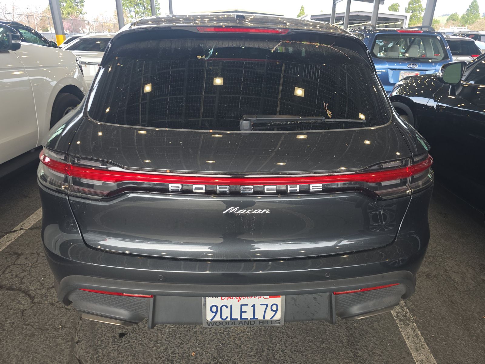 2022 Porsche Macan Base AWD