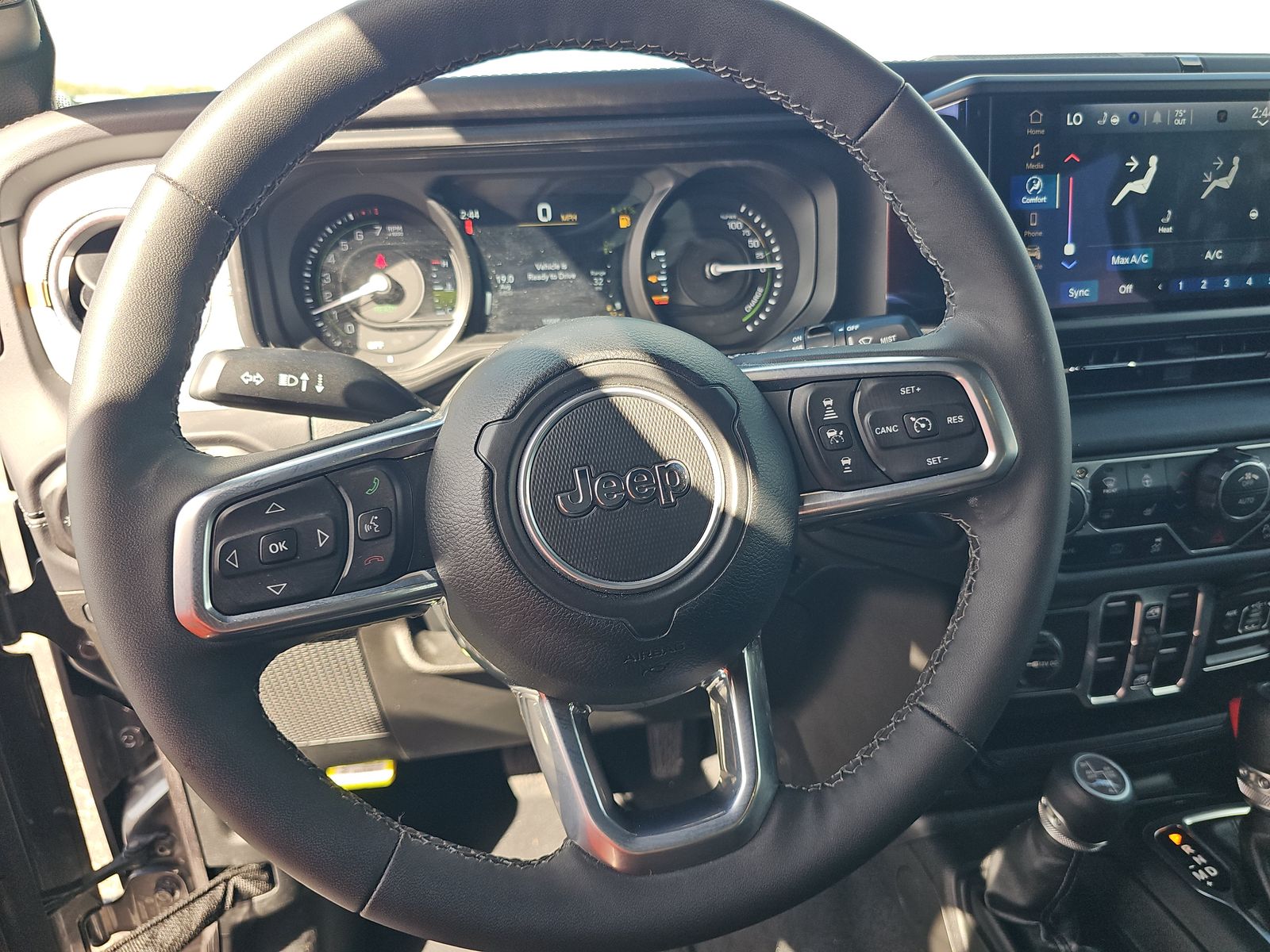 2025 Jeep Wrangler 4xe Sahara AWD
