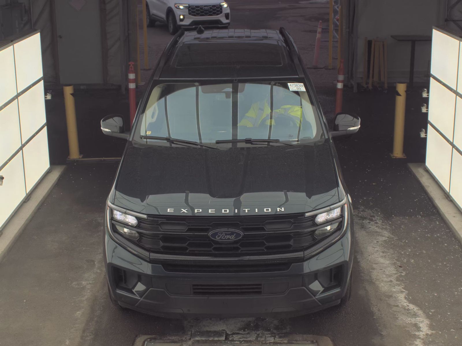 FORD EXPEDITION - 3