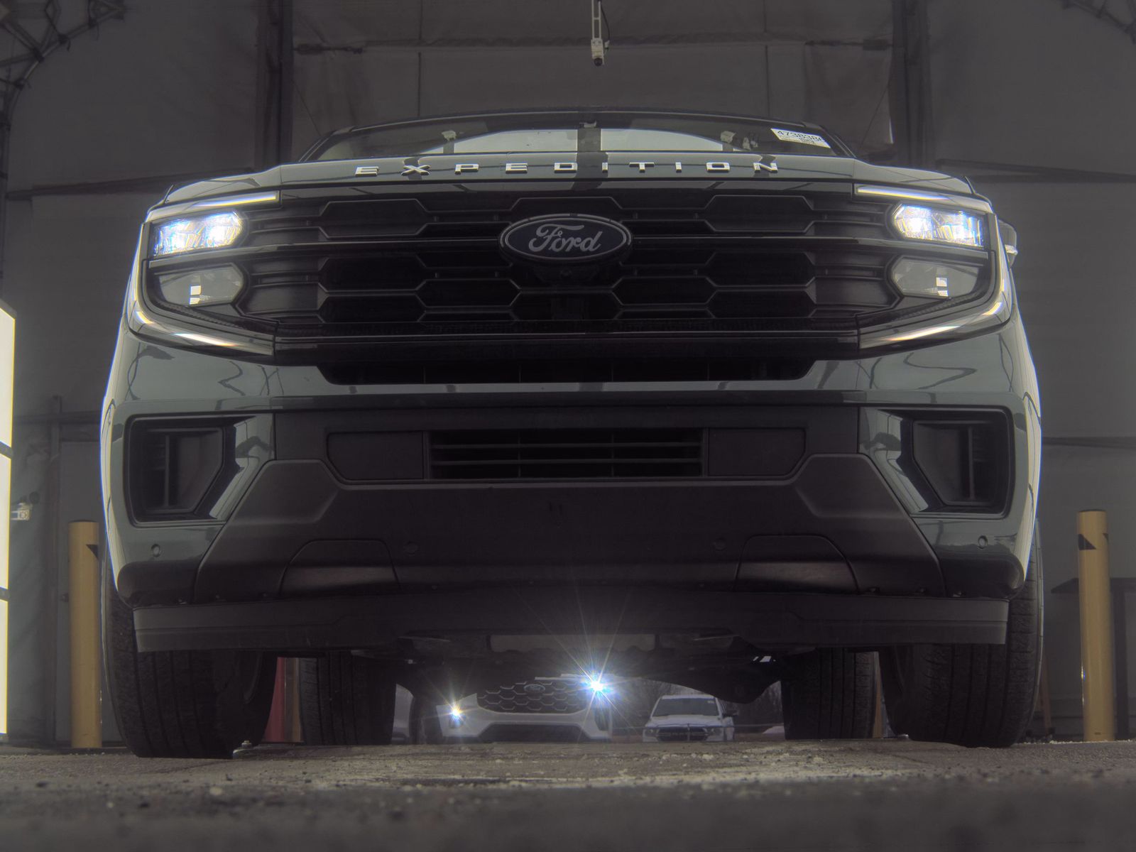 FORD EXPEDITION - 4