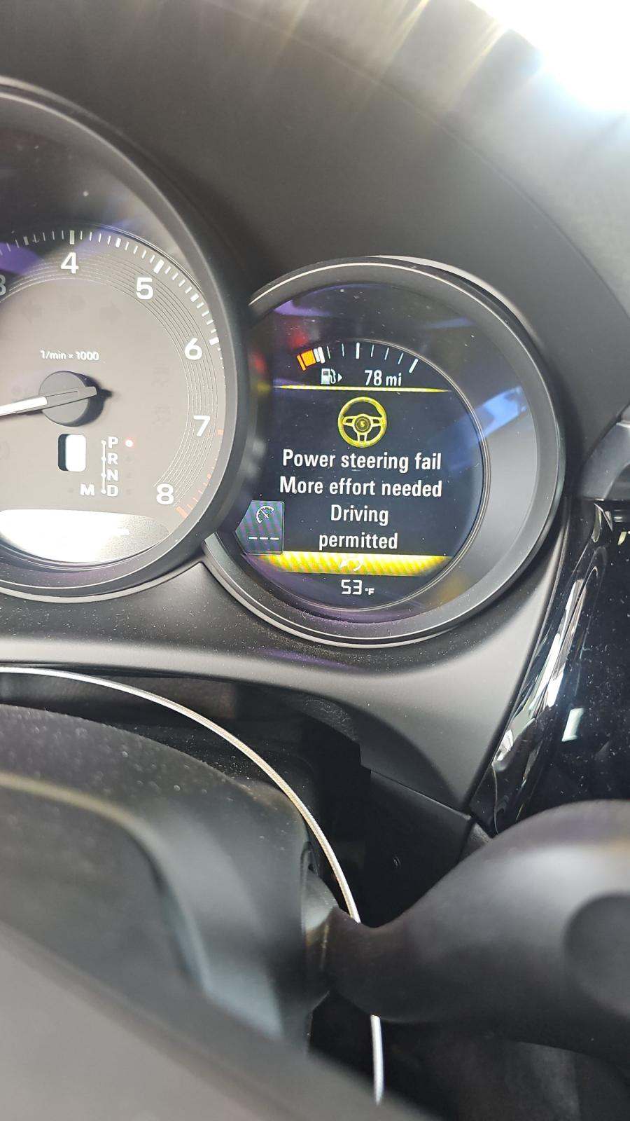 2022 Porsche Macan Base AWD